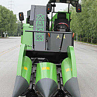 辽宁大益农装4YZ-2E自走式玉米收获机