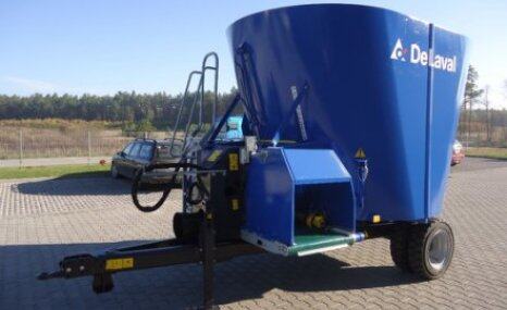 利拉伐16立方标准型饲料搅拌车