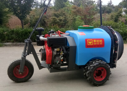 山东果哈哈CR-4-200自走式果园喷雾机