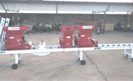 万云丰2BPX-800水稻秧盘育秧播种机