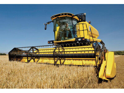 纽荷兰TC5.70联合收获机