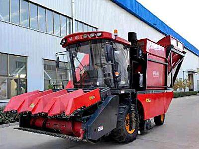 河北英虎4YZBQ-4C茎穗兼收型玉米收获机