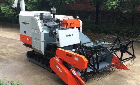 浙江四方4LZ-4.1Z全喂入履带自走式收割机