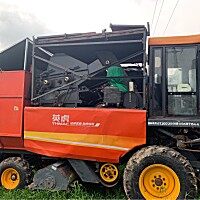 河北英虎4YZB-4B型玉米收获机