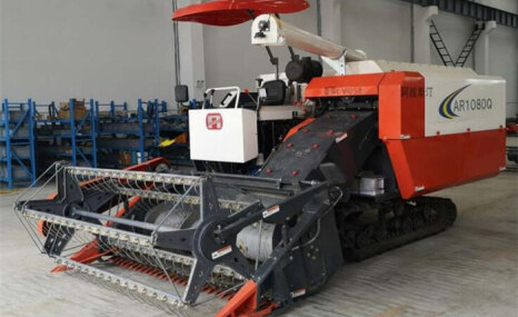 阿维斯汀4LZ-5（AR1080Q）全喂入式谷物联合收割机