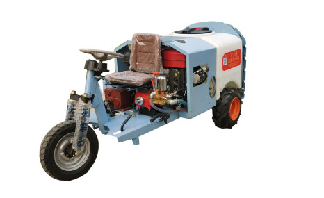 果士捷R800果园打药机