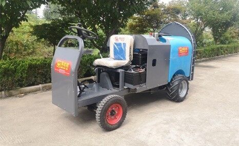 果哈哈S6S水冷柴油机版四轮乘坐式果园喷雾机