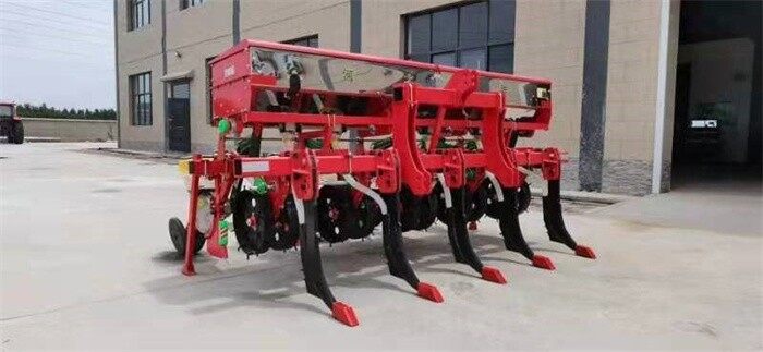兴华五谷丰2BYMSF-5A玉米免耕深松施肥播种机
