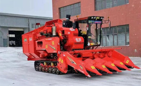 废铁4YZP-5B自走履带式玉米联合收获机