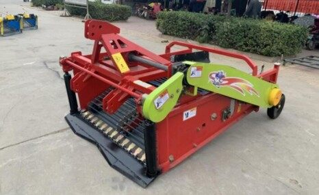 德农4U-130马铃薯收获机