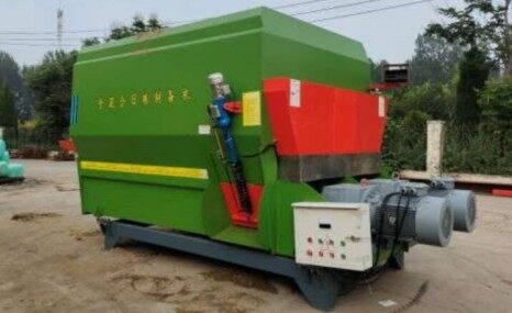 德农9JGW-16全混合日粮制备机