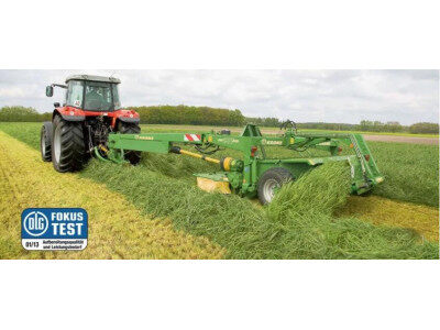 科罗尼Easy Cut 3200CRI牵引式割草压扁机