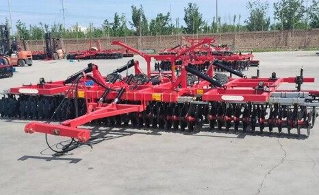 新疆永昌1ZLZ-8.0液压折叠联合整地机
