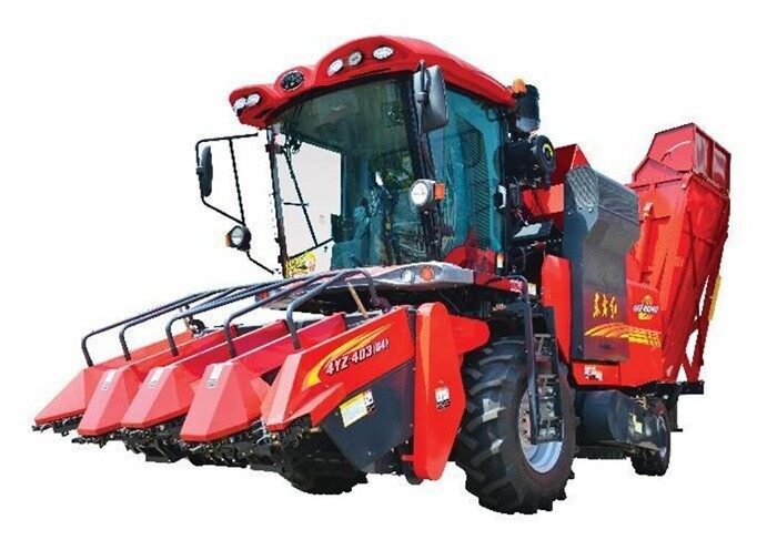 东方红4YZ-4D3自走式玉米收获机