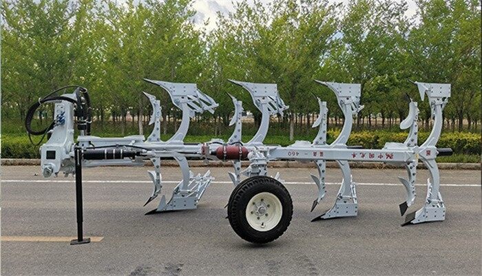 龙丰猛禽1LYFT-460B液压自动调幅翻转犁