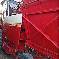 雷沃谷神CB04玉米收获机