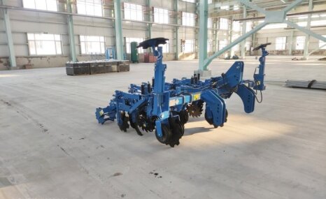 吉林康达1ZT-300条耕整地机