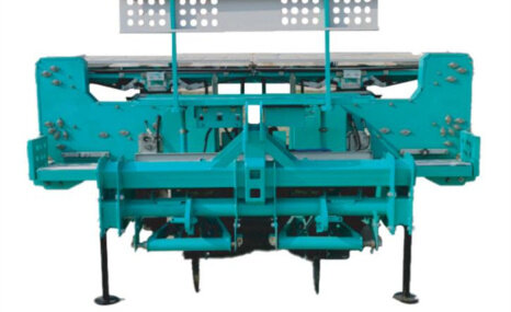 北大荒众荣2ZY-4J甜菜四行监控移栽机