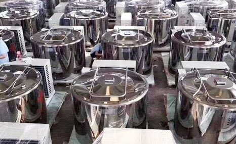 力欧立式1000L鲜奶制冷罐