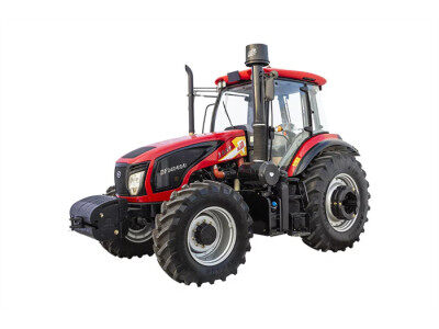 东风DF2404（G4）轮式拖拉机