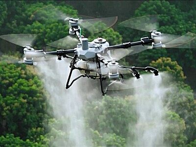 大疆T100农业无人飞机