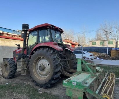 东方红LN2004拖拉机