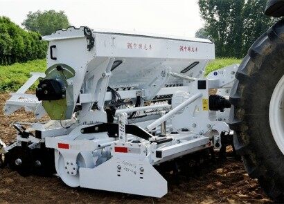 龙丰2BFJQ系列复式驱动耙播种机