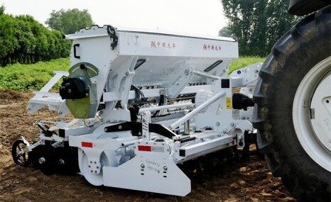 龙丰2BFJQ系列复式驱动耙播种机