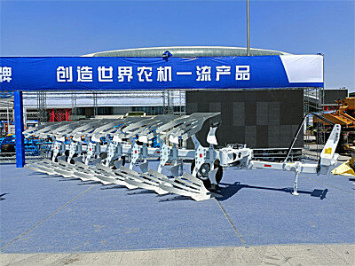 龙丰开拓者1LYFT-750液压调幅翻转犁