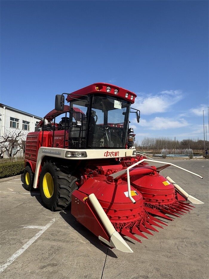 中机美诺9265A(G4)自走式饲料收获机