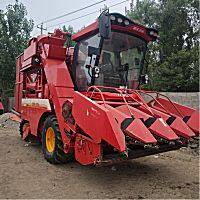 雷沃谷神CF04自走式玉米收获机