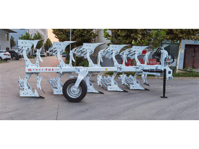 龙丰L系列1LYFT-550液压调幅翻转犁