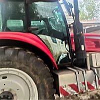 东方红LN2004拖拉机