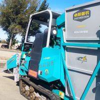 卓阳智农两行履带式玉米收割机