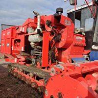 废铁4YZP-5B履带型五行玉米收割机