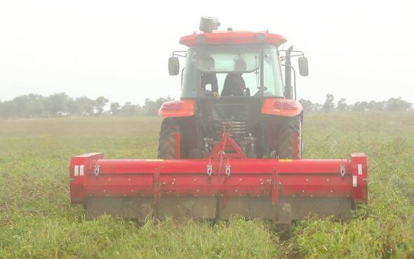 中机美诺1804马铃薯杀秧机作业视频