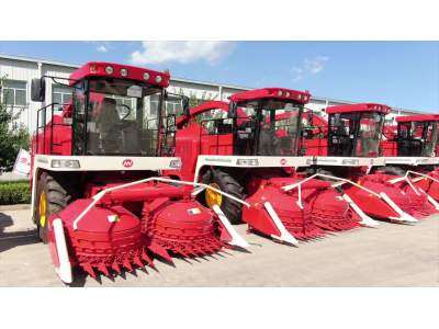 美诺9265A自走式青饲料收获机产品介绍