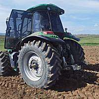 常发CFK240拖拉机