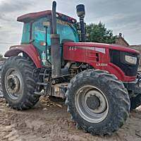 东方红LX2204拖拉机