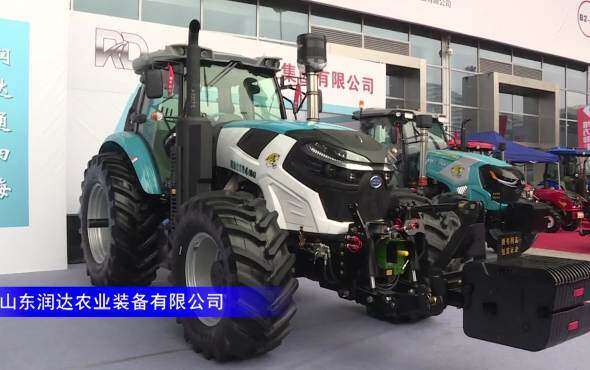 山东润达RD2604拖拉机--2023年武汉农机展