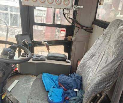 勇猛4YZ-4EQ1自走式玉米收获机