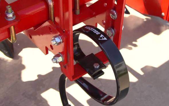 美诺1304马铃薯种植机产品介绍2