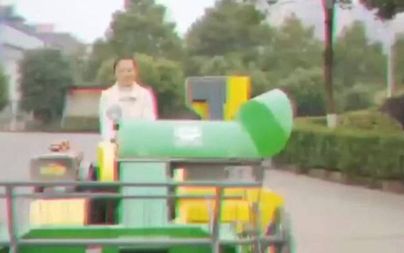 农友4LZ-1.0X全喂入谷物联合收割机作业视频