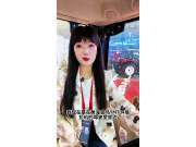 姐妹花逛展会 黄海金马YM704拖拉机首秀