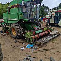 约翰迪尔4LZ-6(C100)收割机