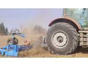 新疆昌吉双剑六米驱动耙作业视频