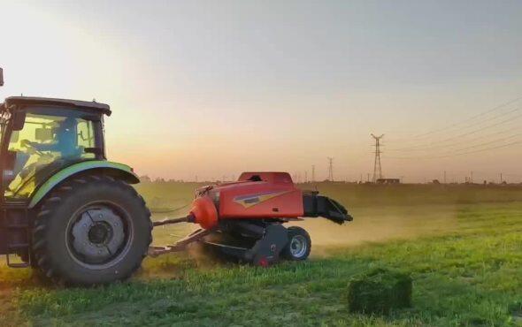 华德9YFQ系列方捆机牧草打捆