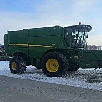 JohnDeere 约翰迪尔S680收割机