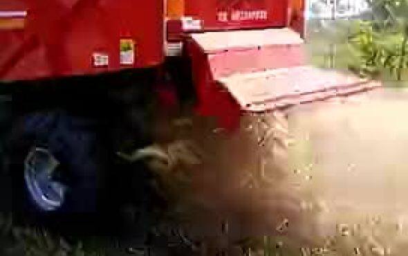 中农博远4YL-5籽粒机作业视频