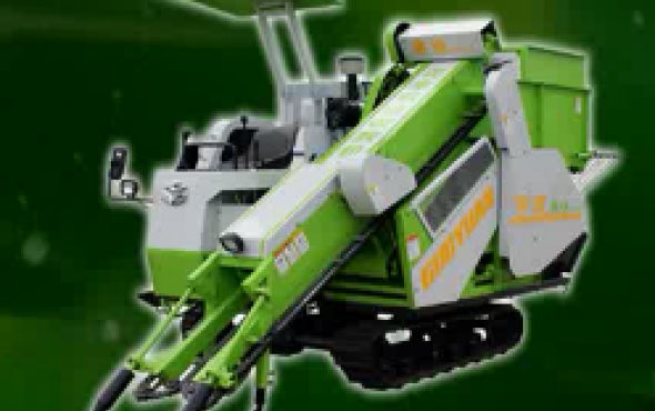 江苏宇成果缘花生联合收获机作业视频